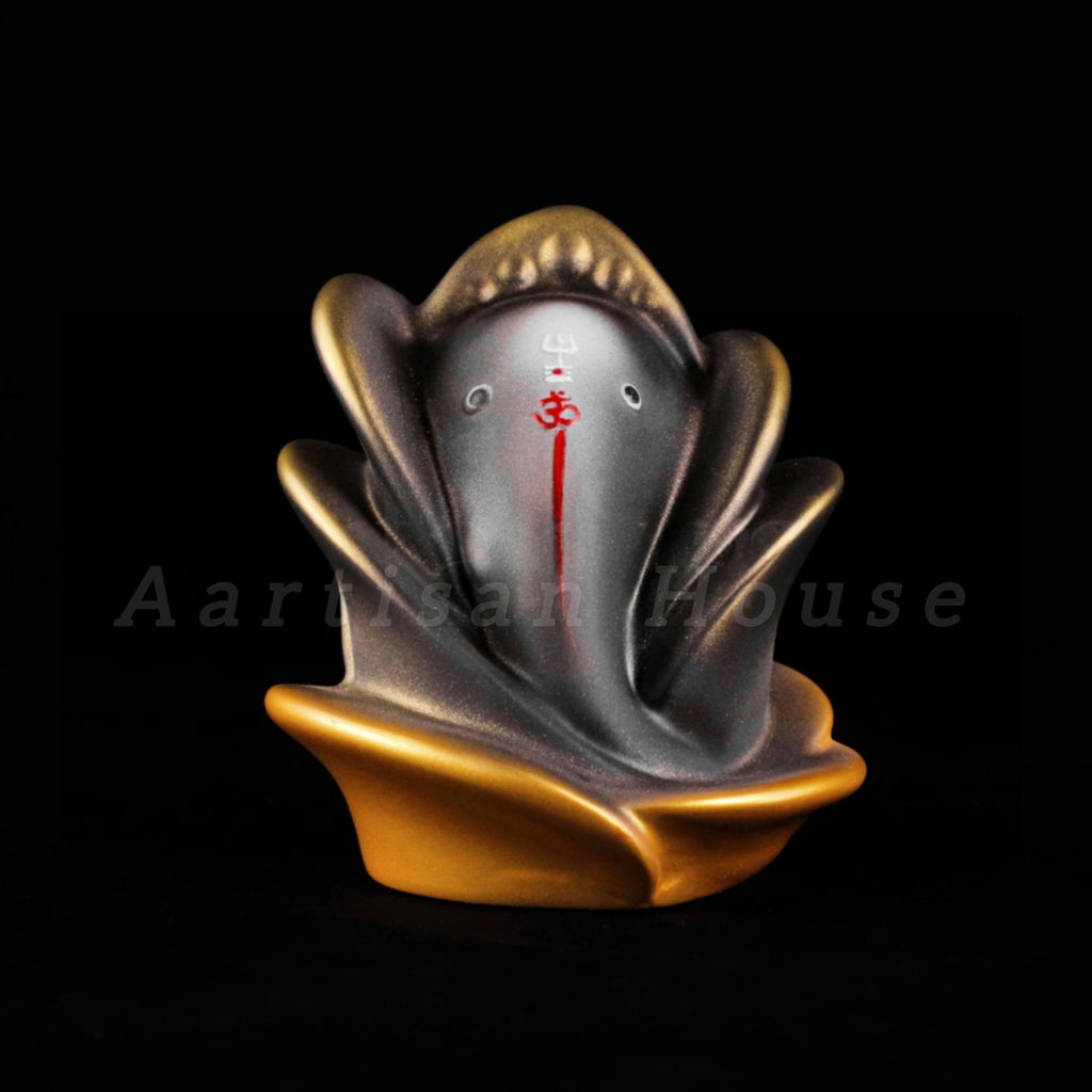 Rose Ganesha Car Dashboard