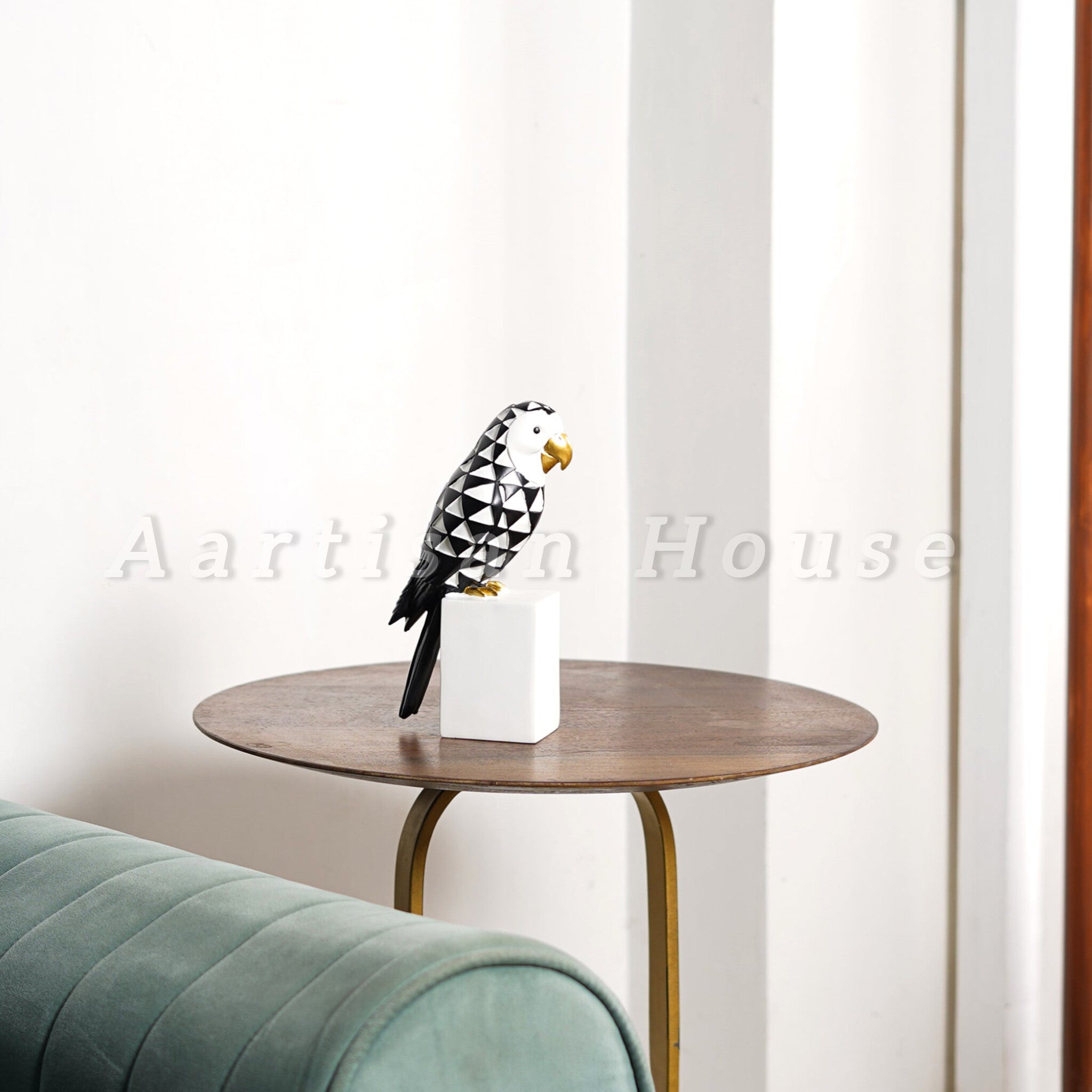 Cockatoo Symphony: Geometric Resin Beauty